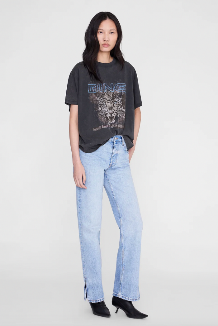 Anine Bing Cade Tee Leo Muse - Washed Black