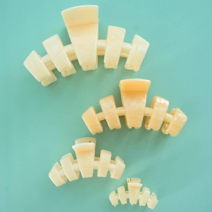 Classic Hair Clip | Medium | Soft Surf