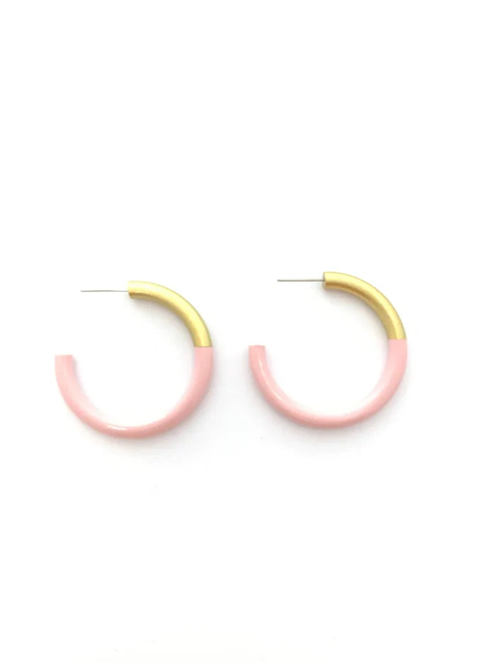LIZ Medium Hoops in Baby Pink