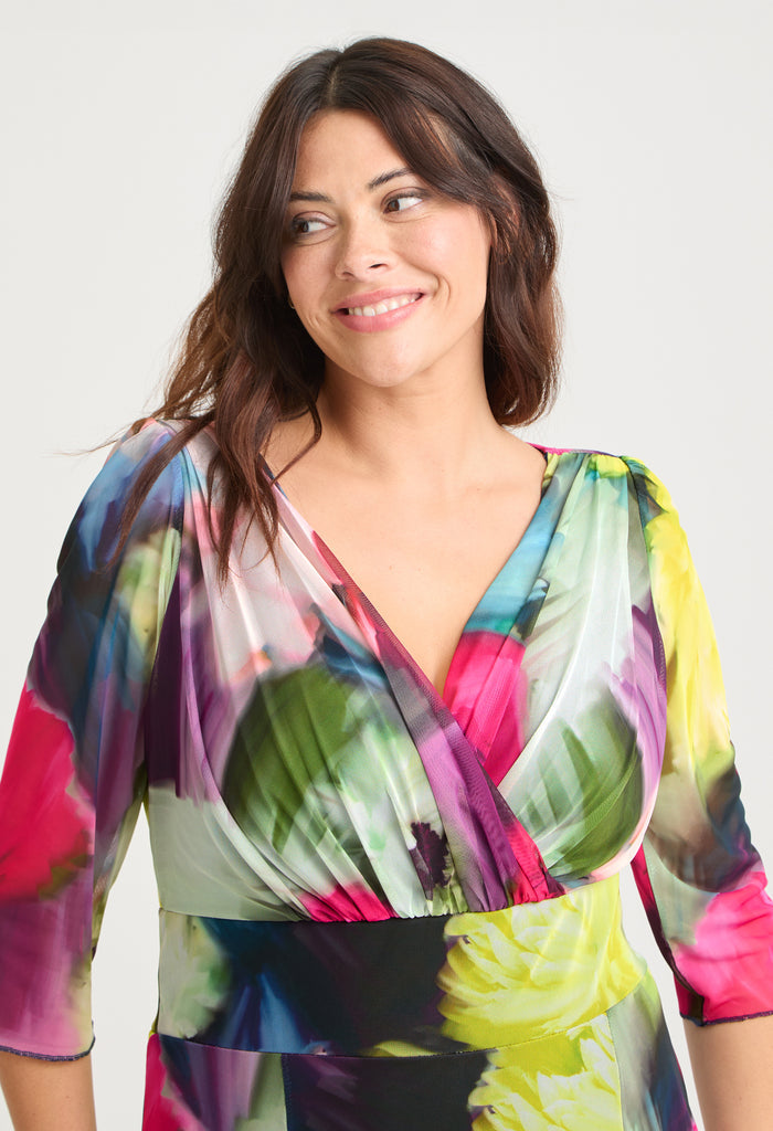 Verity Curve+ Maxi Dress
