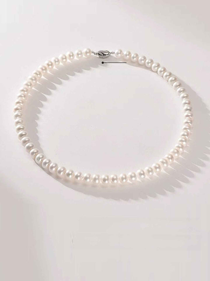 Women's Natural Freshwater Pearl Necklace – S925 Silver Clasp Bun and Flat Bead Design
