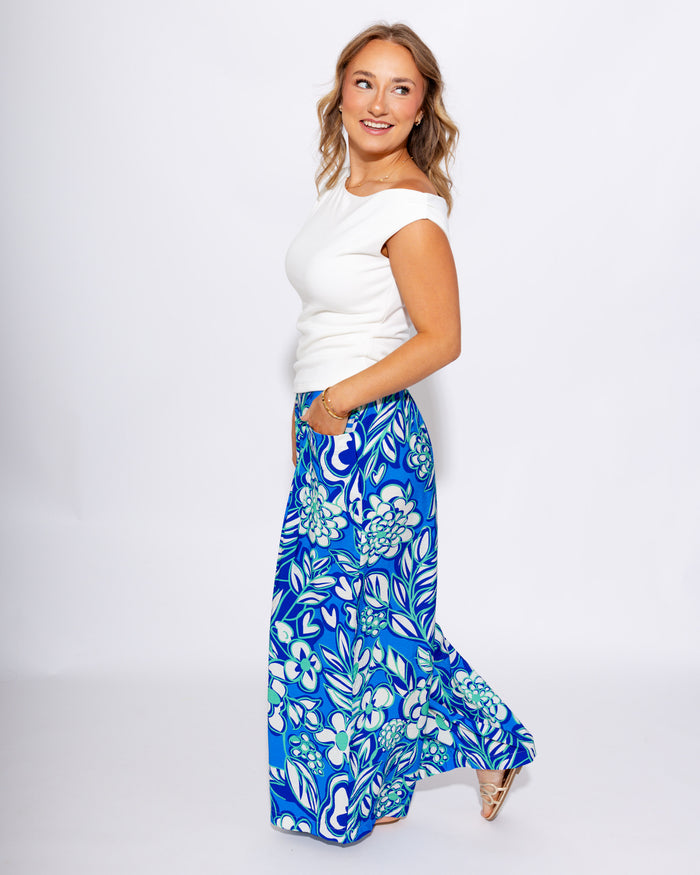 Asymmetrical Sleeveless Knit Top