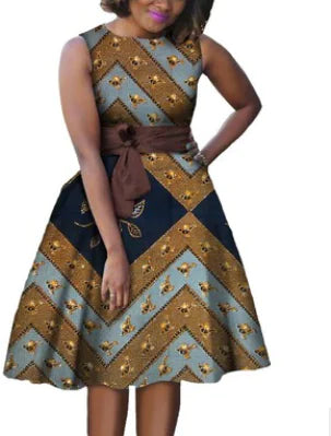 White Polka Dots / XL