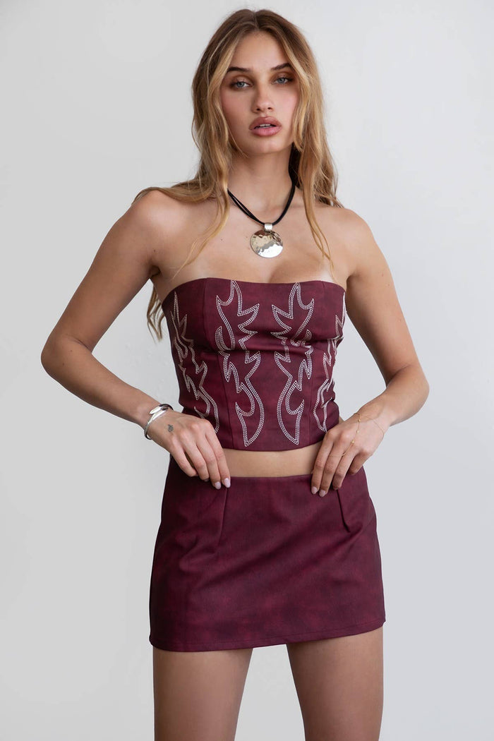 BECKEE  Vegan Leather Embroidered Western Corset Top