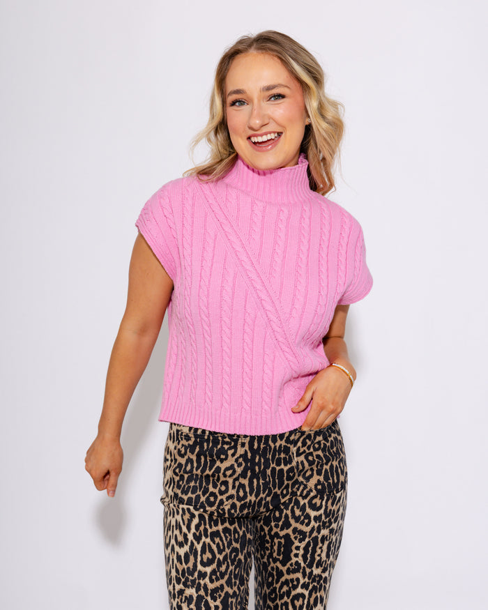 Cable Knit Sleeveless Sweater in Pink