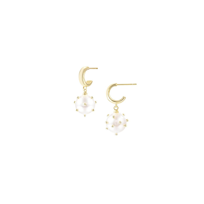 Carolina Mini Drop Earrings in Pearl