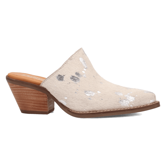 PRODUCT SHOT CASH COW MULE AT 90 DEGREE INSIDE ANGLE