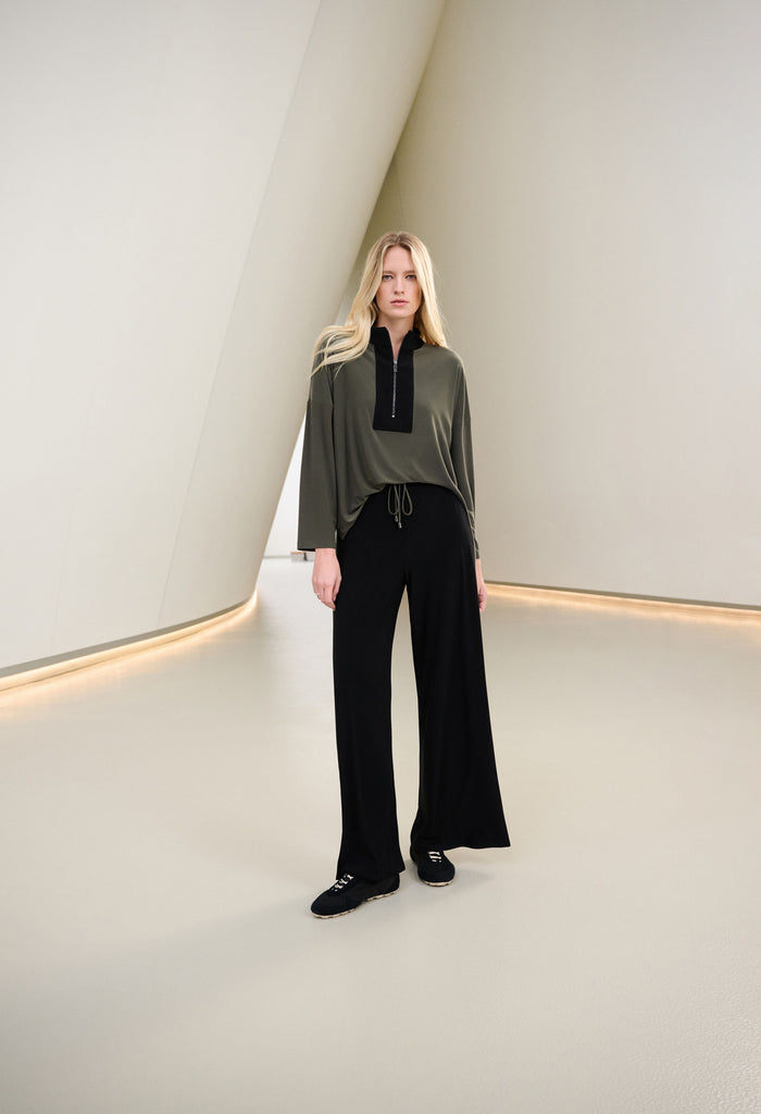 Contrast Wide Leg Trousers