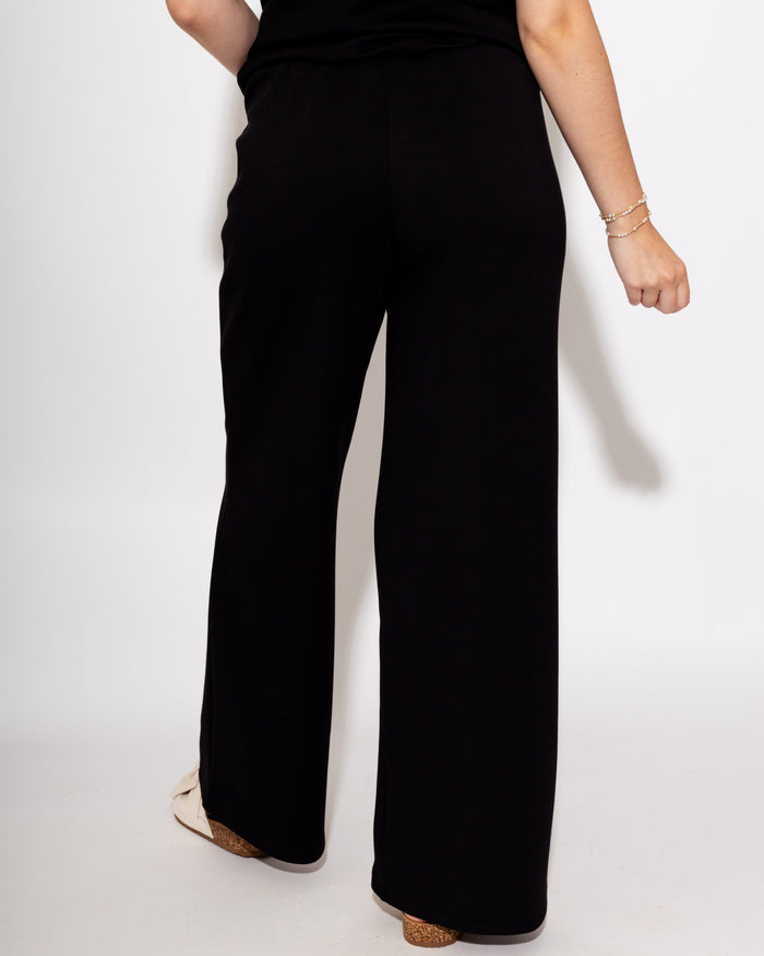 Effortless Front Seam Wide Leg Pants in Black