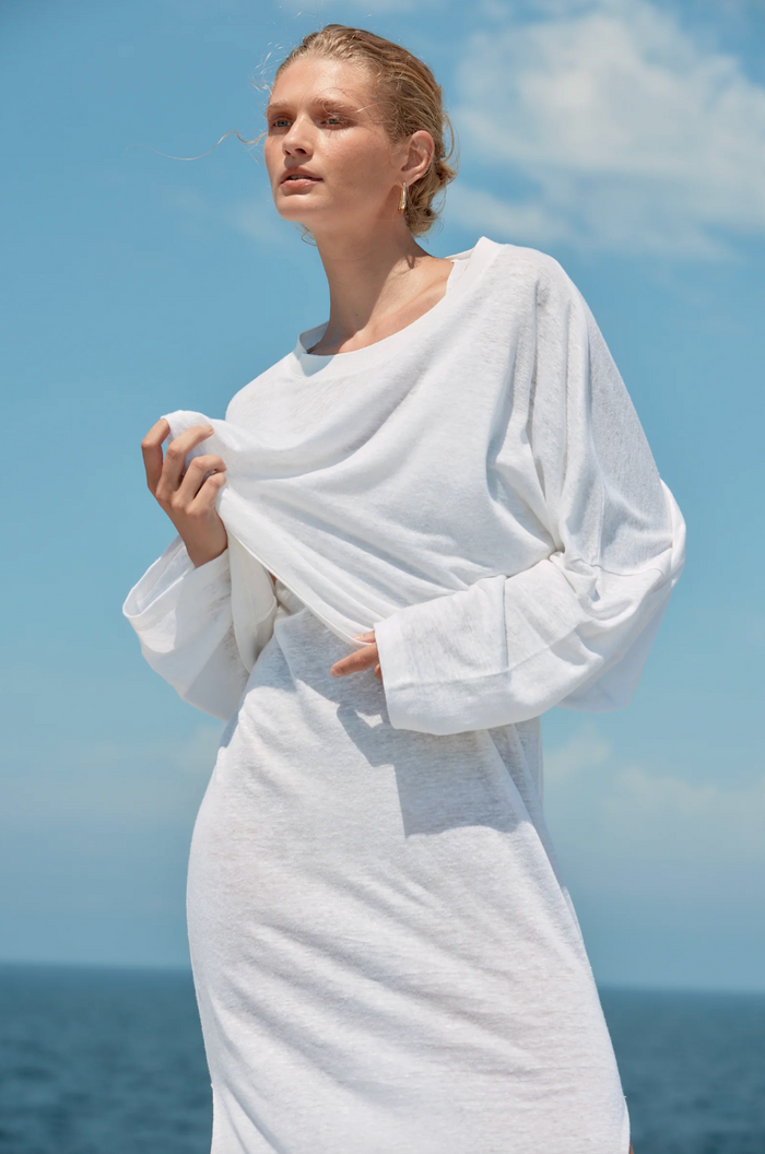 Estilo Emporio Box Linen Long Sleeve T - White