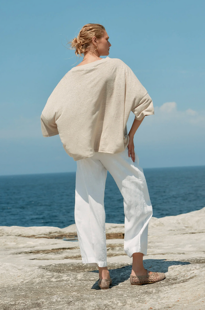 Estilo Emporio Box Linen Tee - Natural