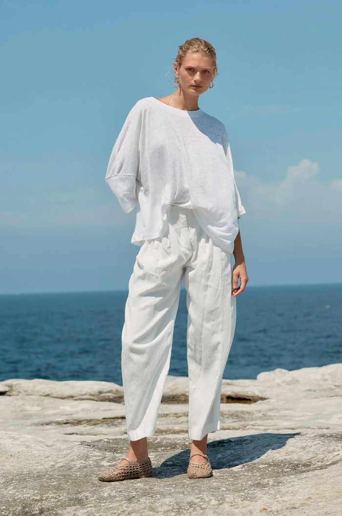 Estilo Emporio Box Linen Tee - White
