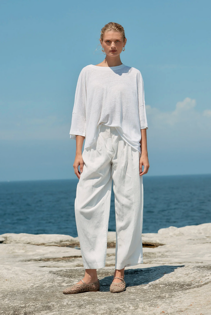 Estilo Emporio Box Linen Tee - White
