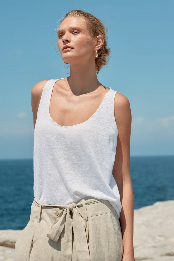 Estilo Emporio Tank Linen Singlet - White
