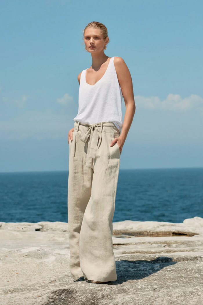 Estilo Emporio Tank Linen Singlet - White
