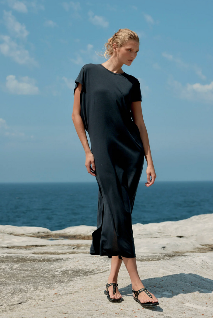 Estilo Emporio Winged Contton/Tencel Maxi DRess - Washed Black