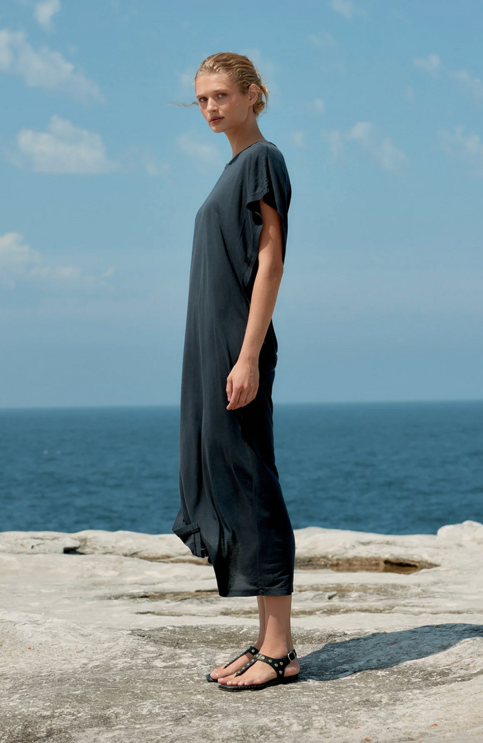 Estilo Emporio Winged Contton/Tencel Maxi DRess - Washed Black