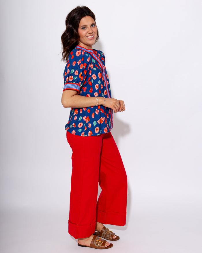 Feminine Floral Puff Sleeve Top