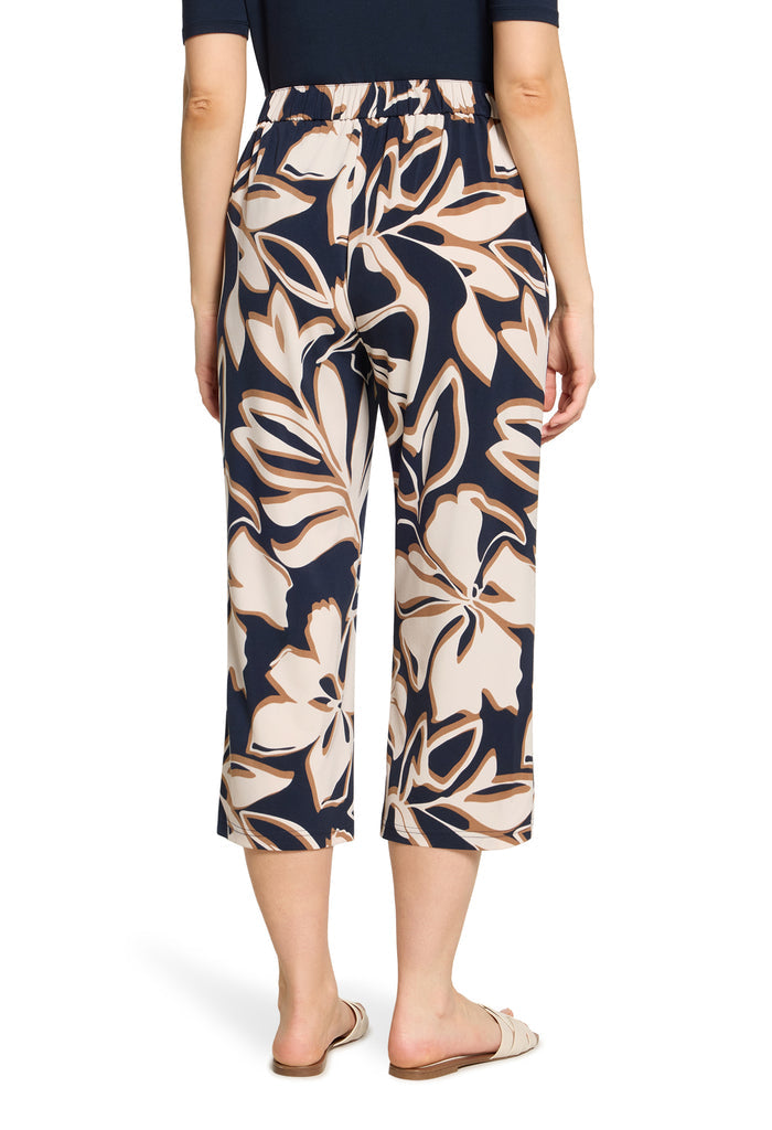 Floral Print 3/4 Length Trousers