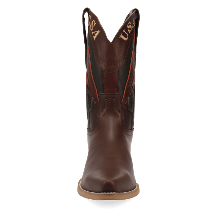 PRODUCT SHOT FREEDOM LEATHER BOOT AT FRONT ANGLE