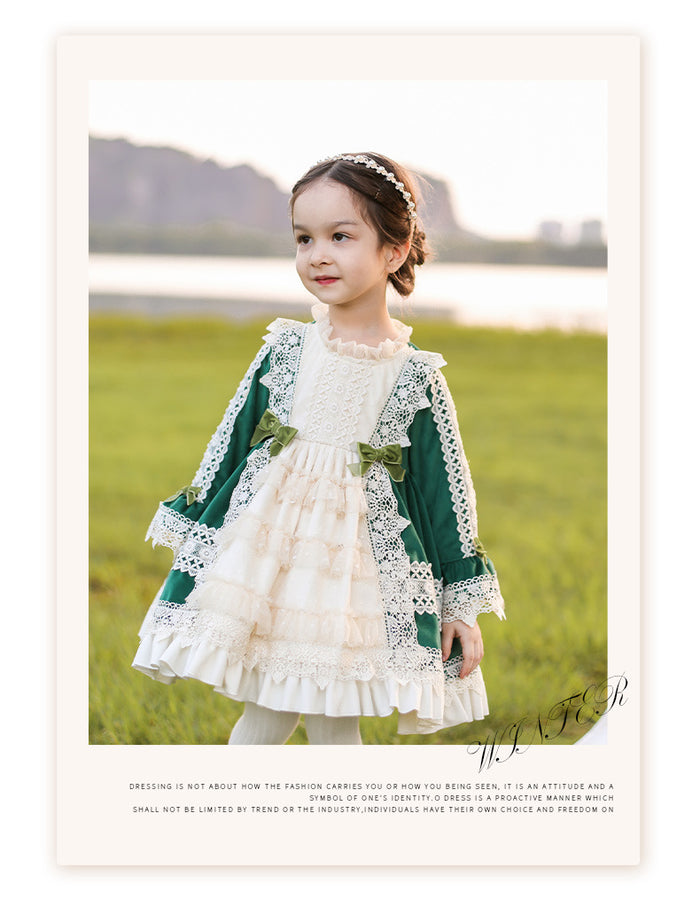 Girls Lolita Dress for Kids Emerald Green Lace Frilled Neck Long Sleeves Velvet with Bow(s)
