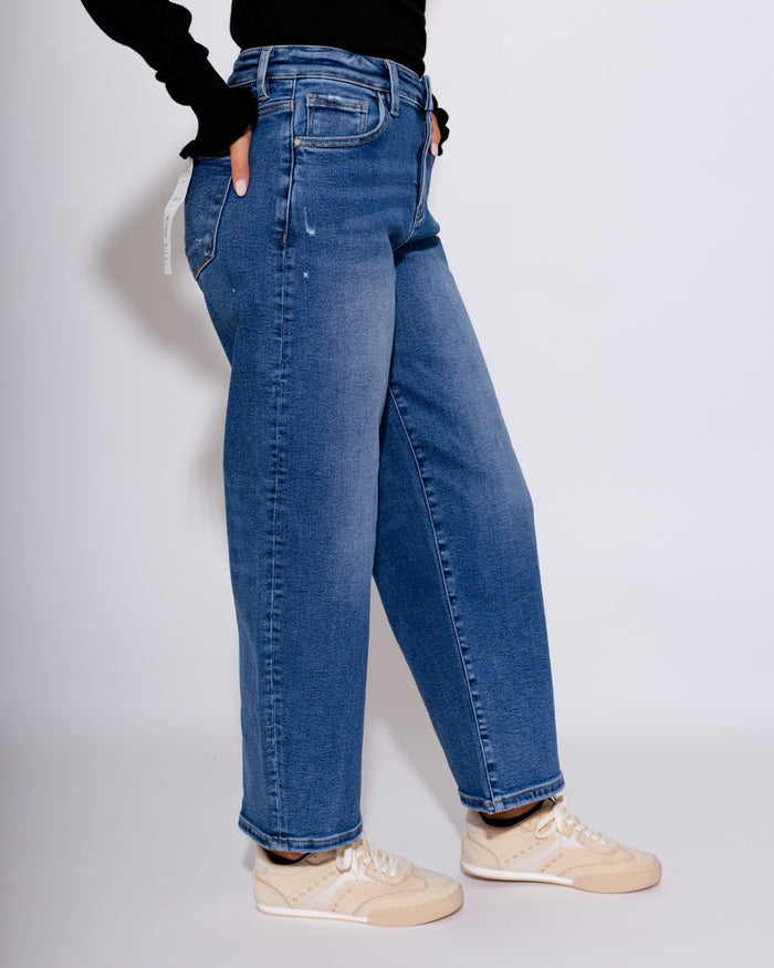 High Rise Crop Barrel Jeans in Medium