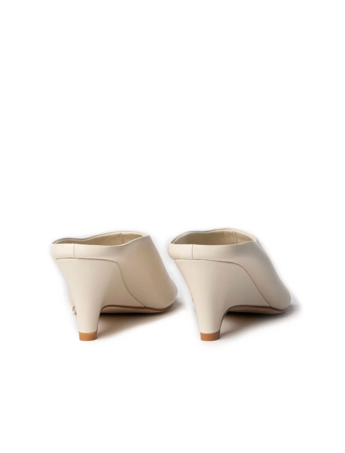 La Tribe Zoe Open Toe Mule - Cream