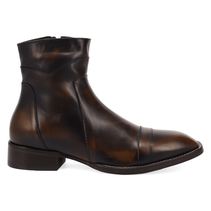PRODUCT SHOT LENNOX LEATHER BOOT AT 90 DEGREE INSIDE ANGLE