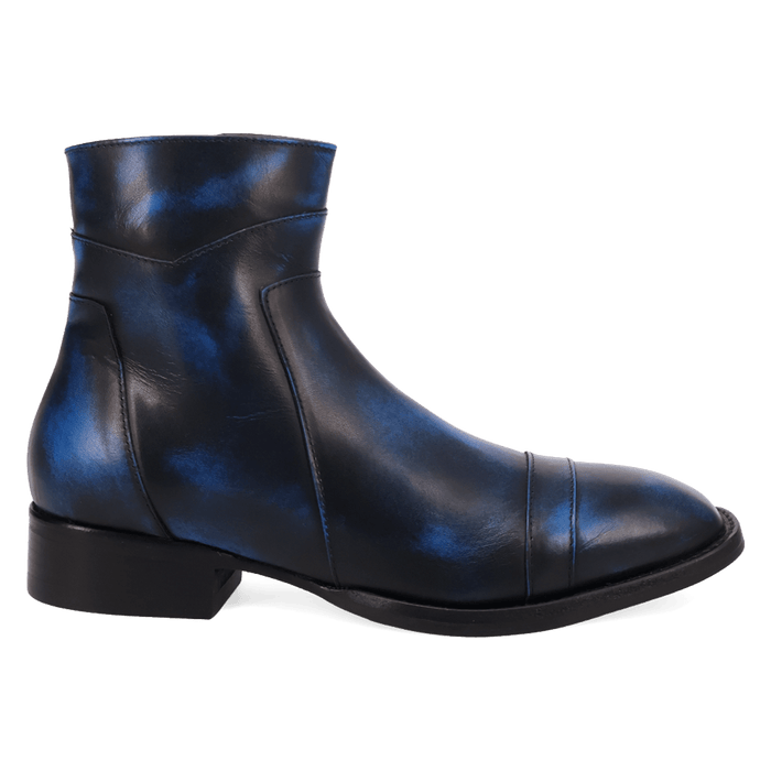 PRODUCT SHOT LENNOX LEATHER BOOT AT 90 DEGREE INSIDE ANGLE