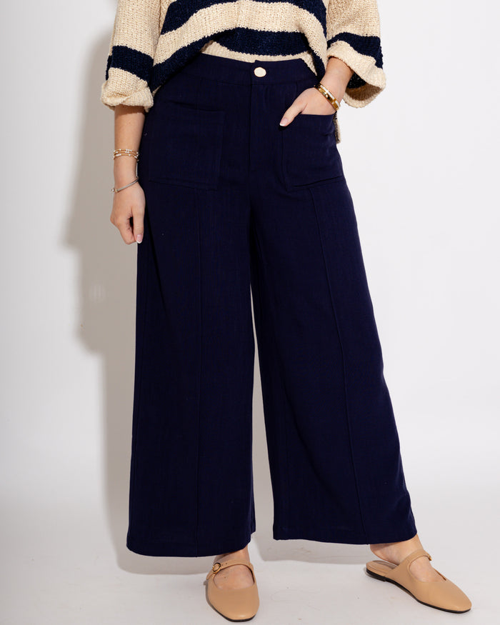 Lightweight Front Pocket Woven Pants in Navy