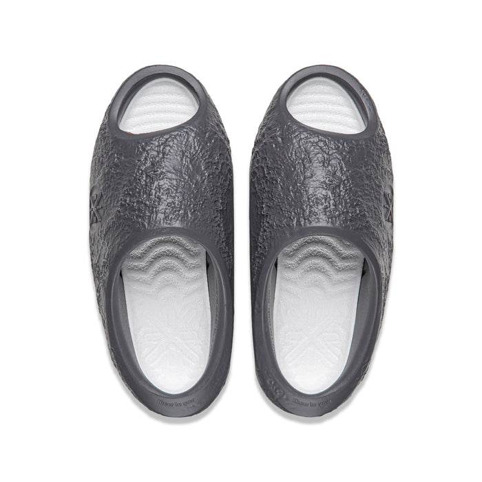 Lunar Rock Lite "Obsidian"