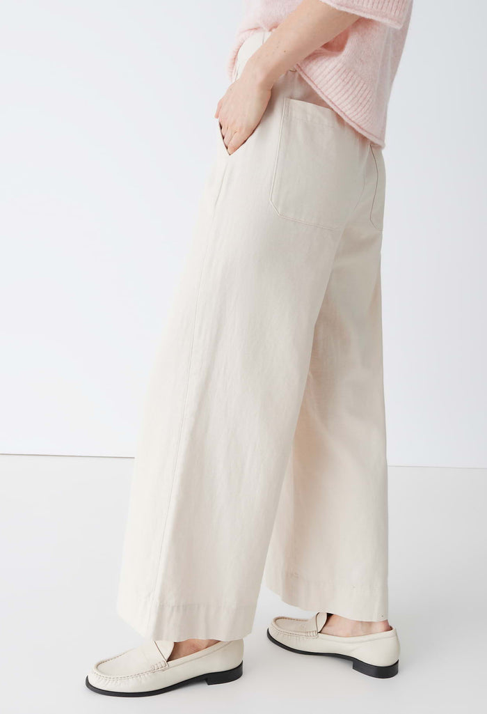 Meeri Breath Relaxed City Pants