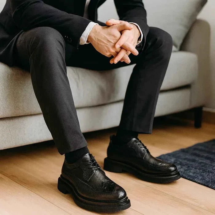 Men's Brogue Genuine Leather Dress Shoes – Cowhide Lace-Up, Pigskin Lining, Medium Heel 3–5cm, EU 38–44, Black & Brown
