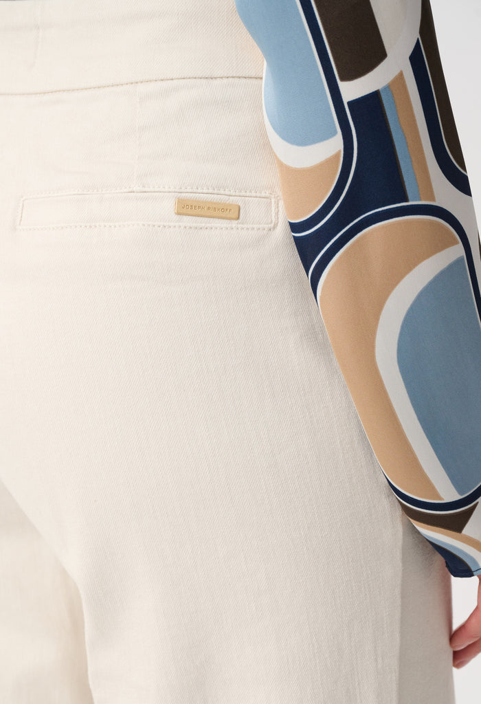 Mid-rise Trousers