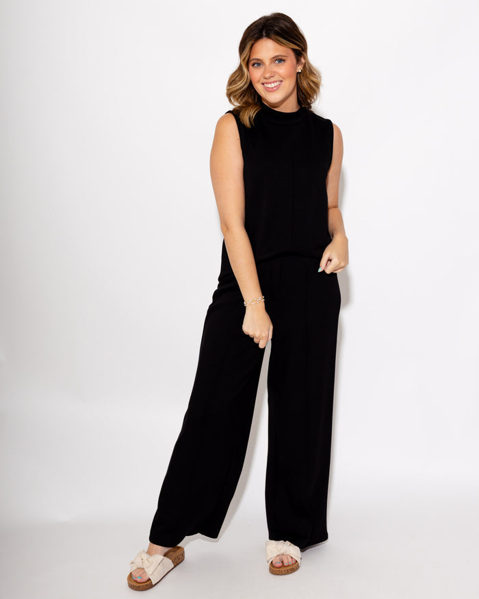 Mock Neck Sleeveless Seam Top in Black
