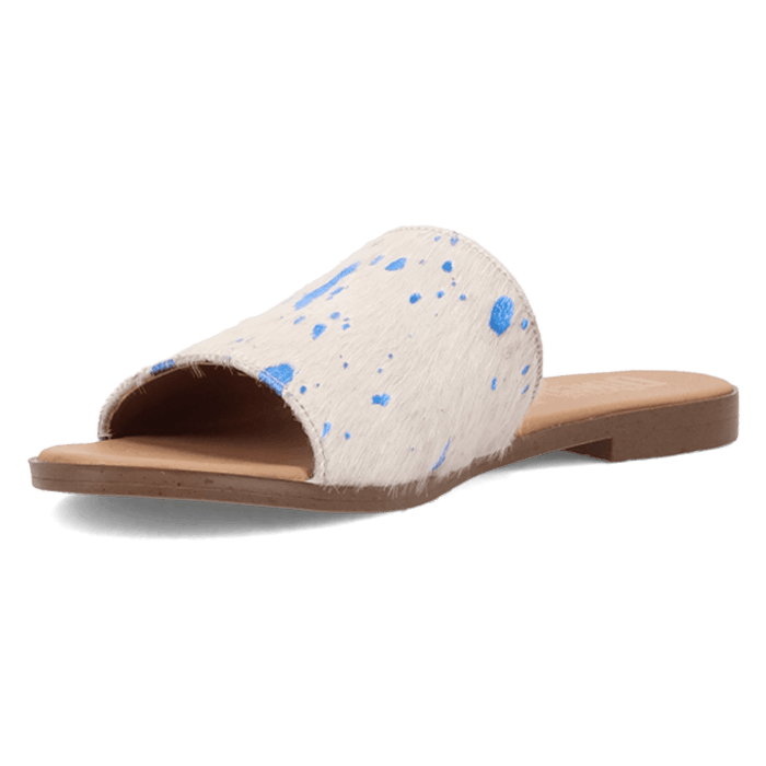 PRODUCT SHOT MOO MOO SANDAL AT 225 DEGREE ANGLE
