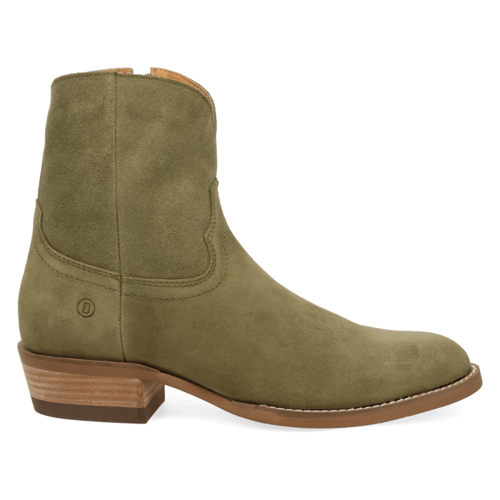 PRODUCT SHOT NIGHT SHIFT LEATHER BOOT AT 90 DEGREE INSIDE ANGLE