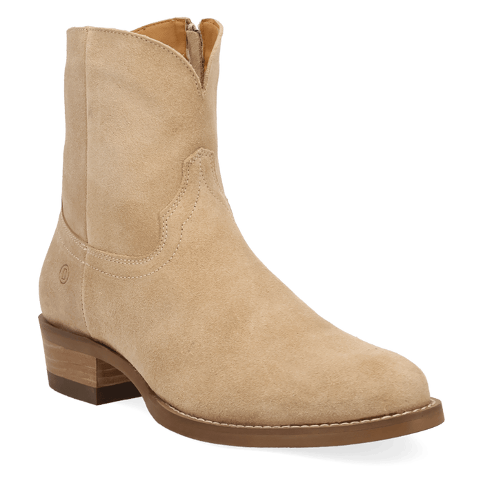 PRODUCT SHOT NIGHT SHIFT LEATHER BOOT AT 45 DEGREE ANGLE
