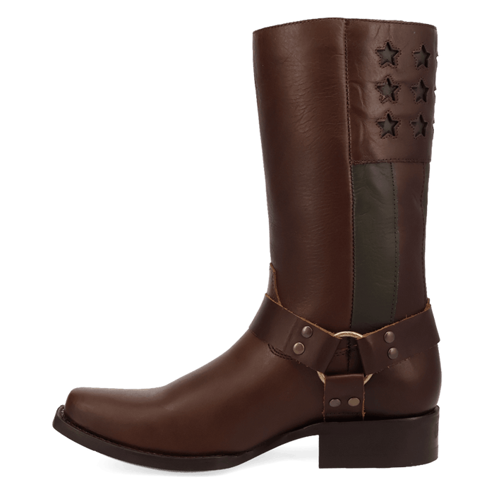 PRODUCT SHOT PATRIOT LEATHER BOOT AT 135 DEGREE OUTSIDE ANGLE