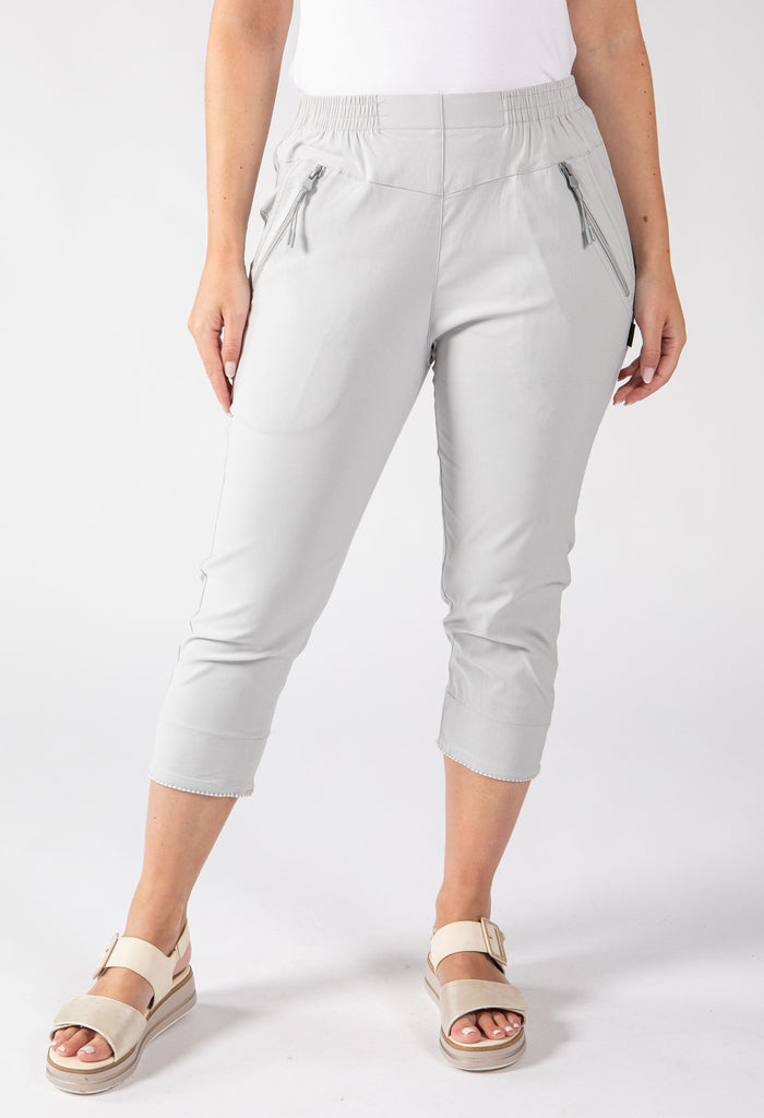 Light Grey / 6