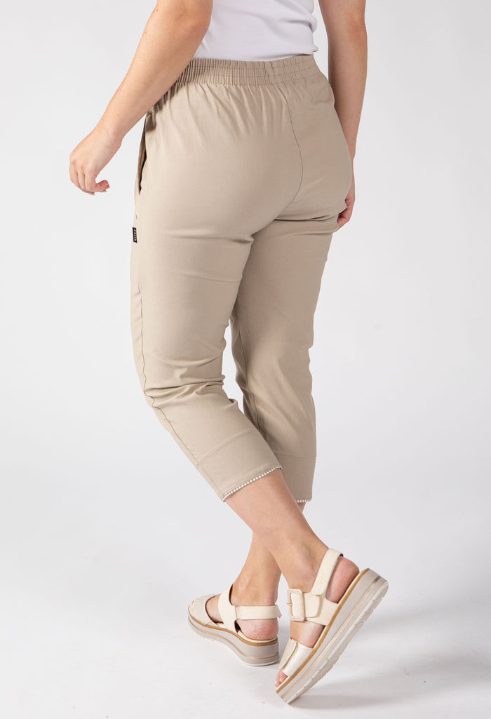Pull On Capri Trousers