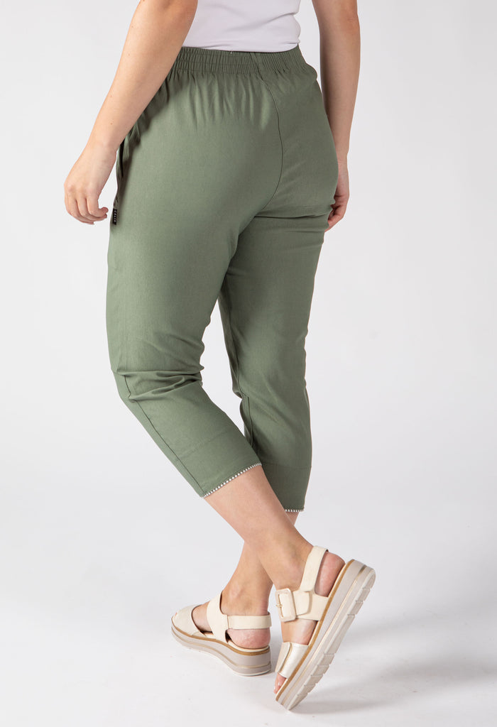 Pull On Capri Trousers