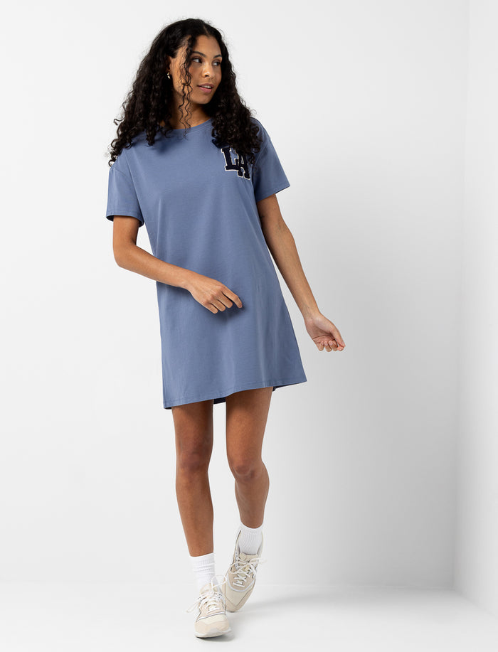 Robe t-shirt avec broderie LA