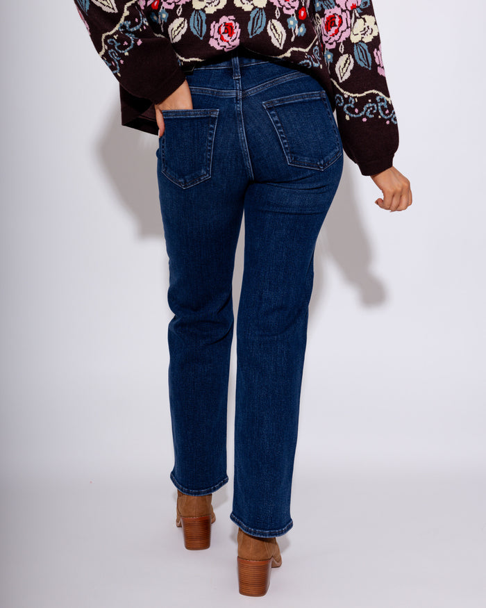 Straight Leg Jean in Dark