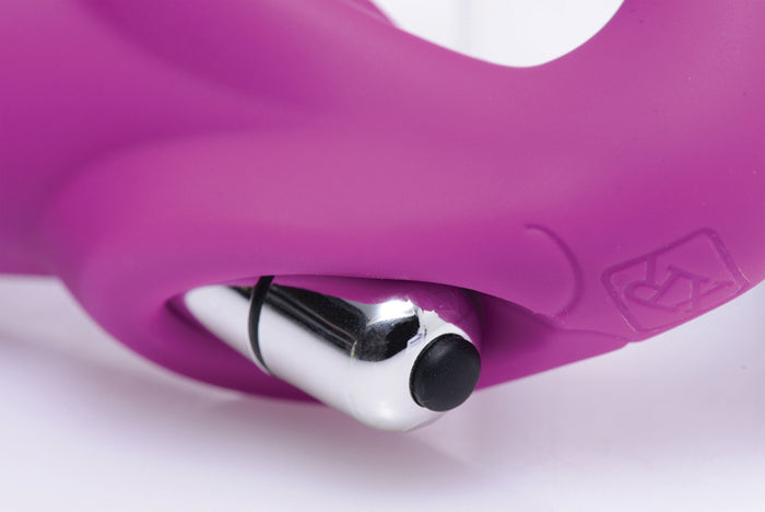 Strap U Vibrating Strapless Silicone Strap-on Dildo Image 4
