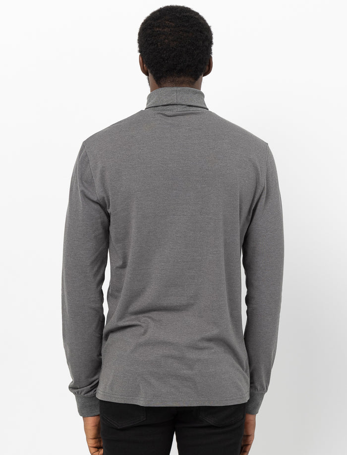T-shirt à col roulé