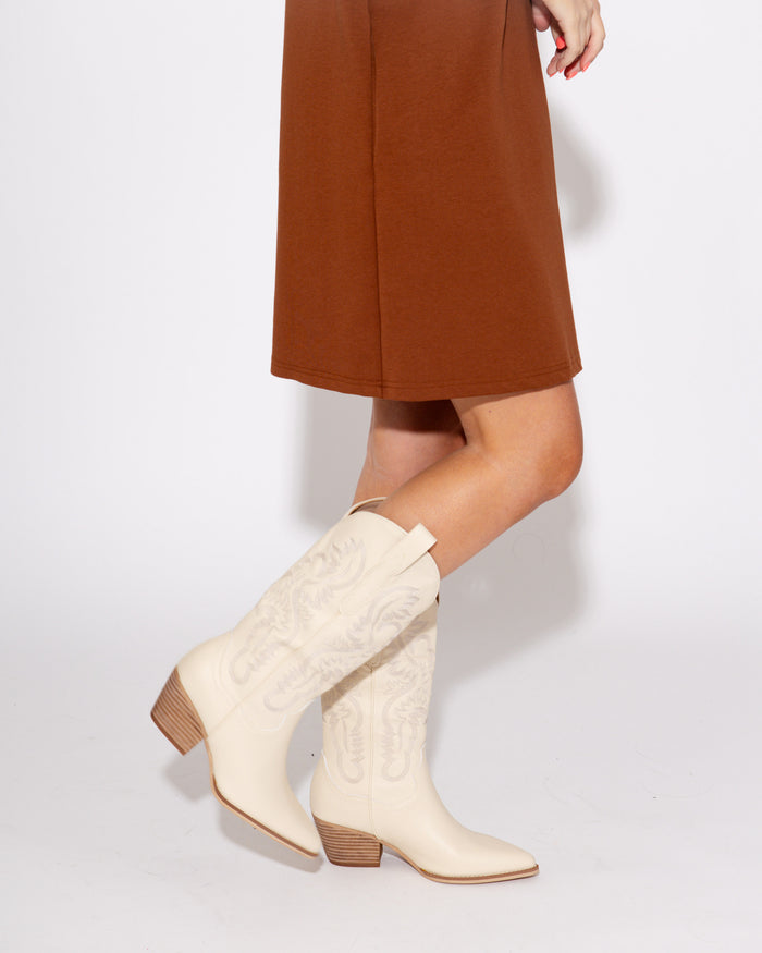 The Amaya Ivory Classic Western Boot