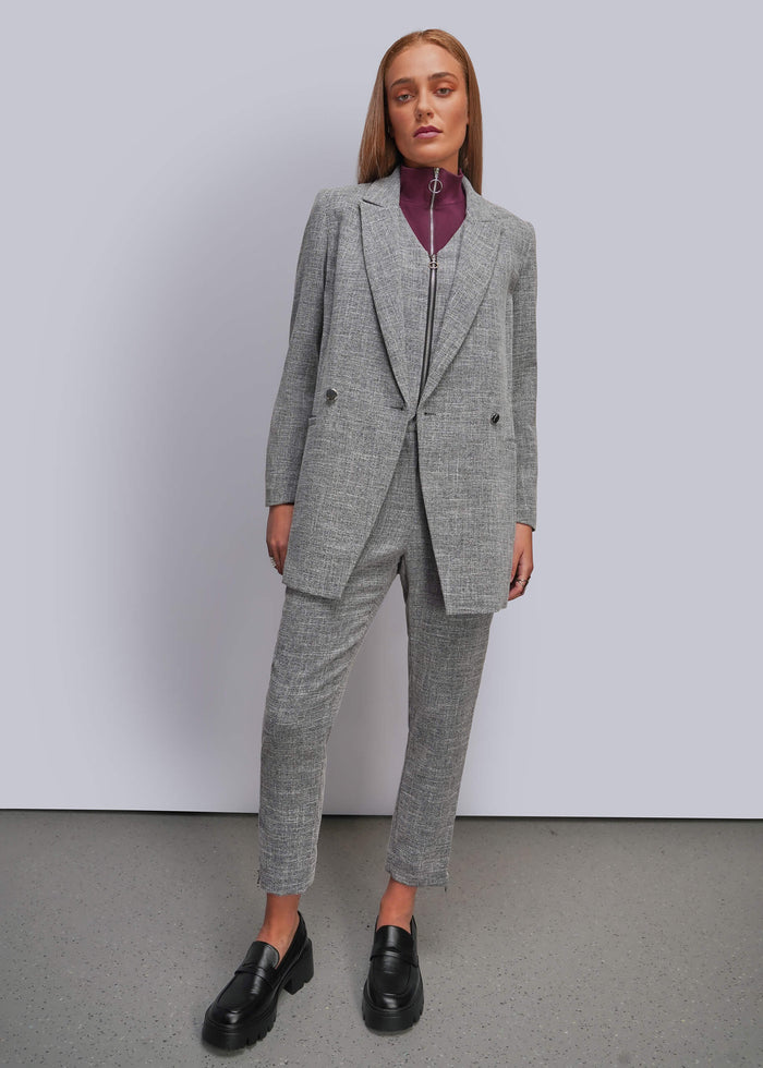 The Empower Zipper Slim Crop Pant