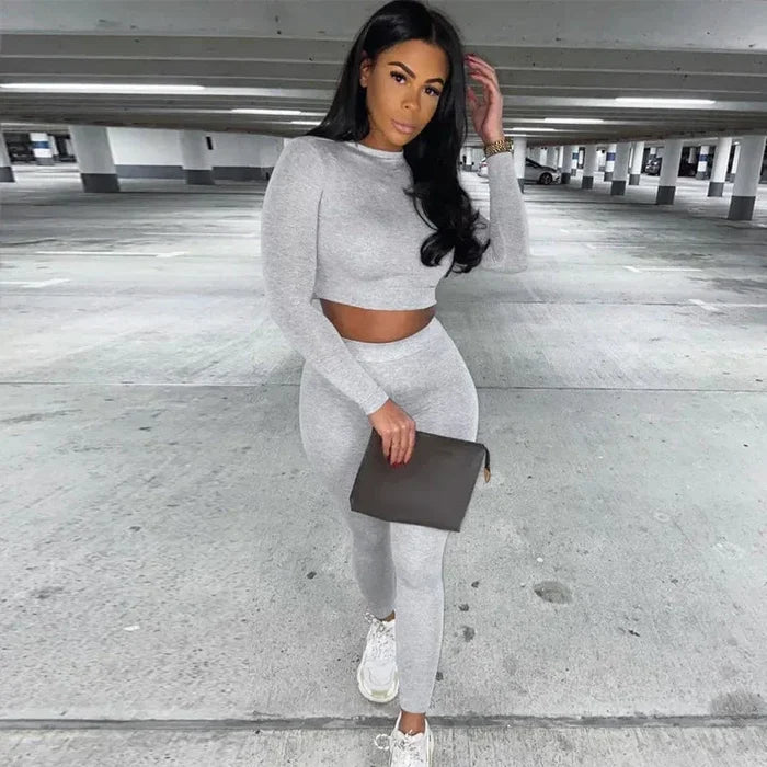 Two Piece Workout Set for Women - Long Sleeve Yoga Fitness Outfit for Comfortable Performance - Allen-Fitness