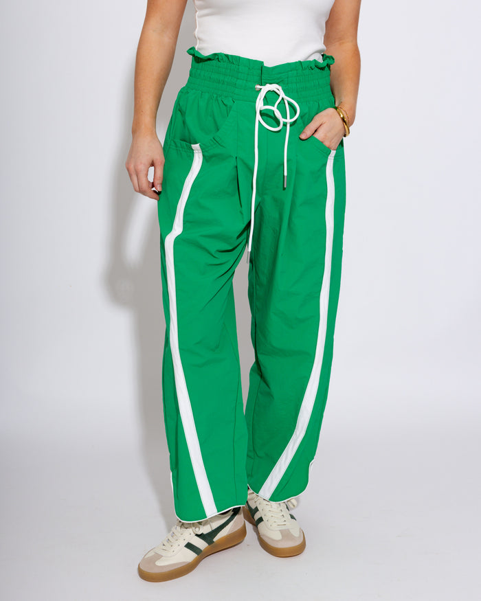 Windbreaker Pants With Contrast Stripe in Green